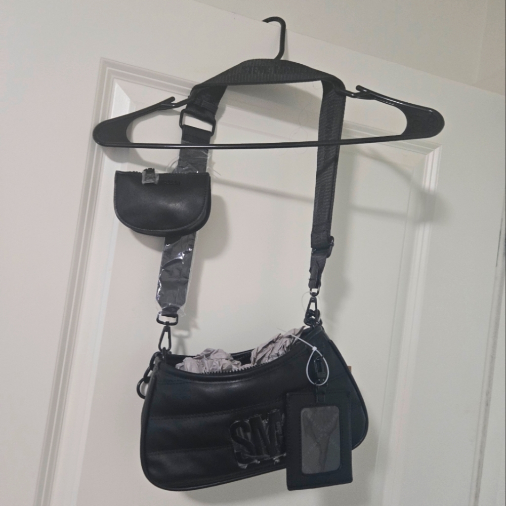 Steve Madden Bzoia Quilted Crossbody Bag Black w/ card case and hangout pouch.